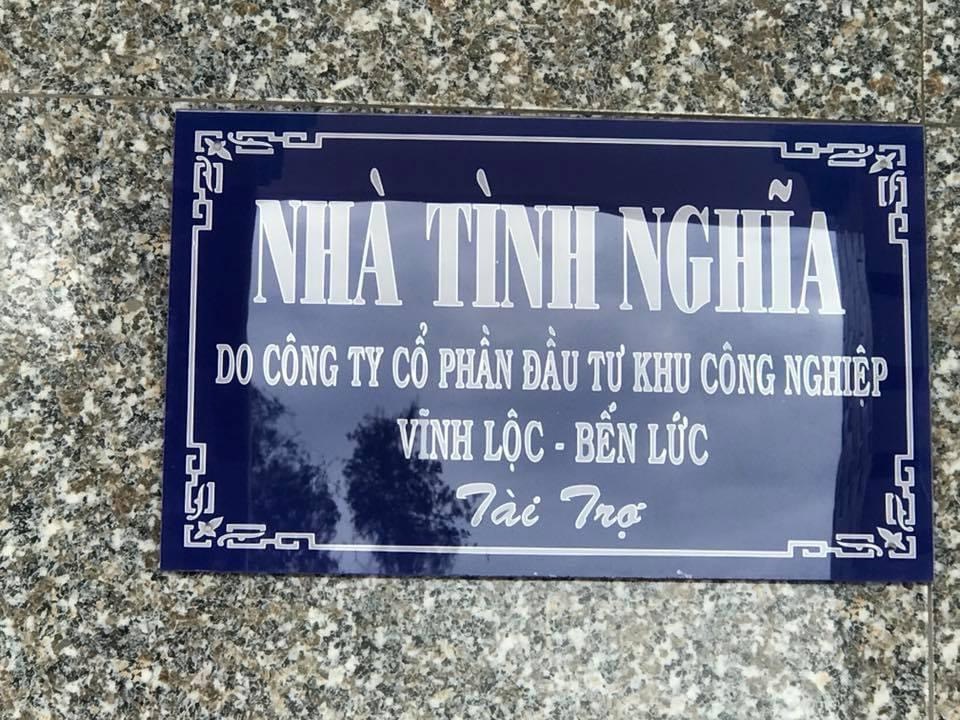 Ngày 03/8/2018, hỗ trợ sữa chữa nhà tình nghĩa cho hộ gia đình bác Nguyễn Thị Gần